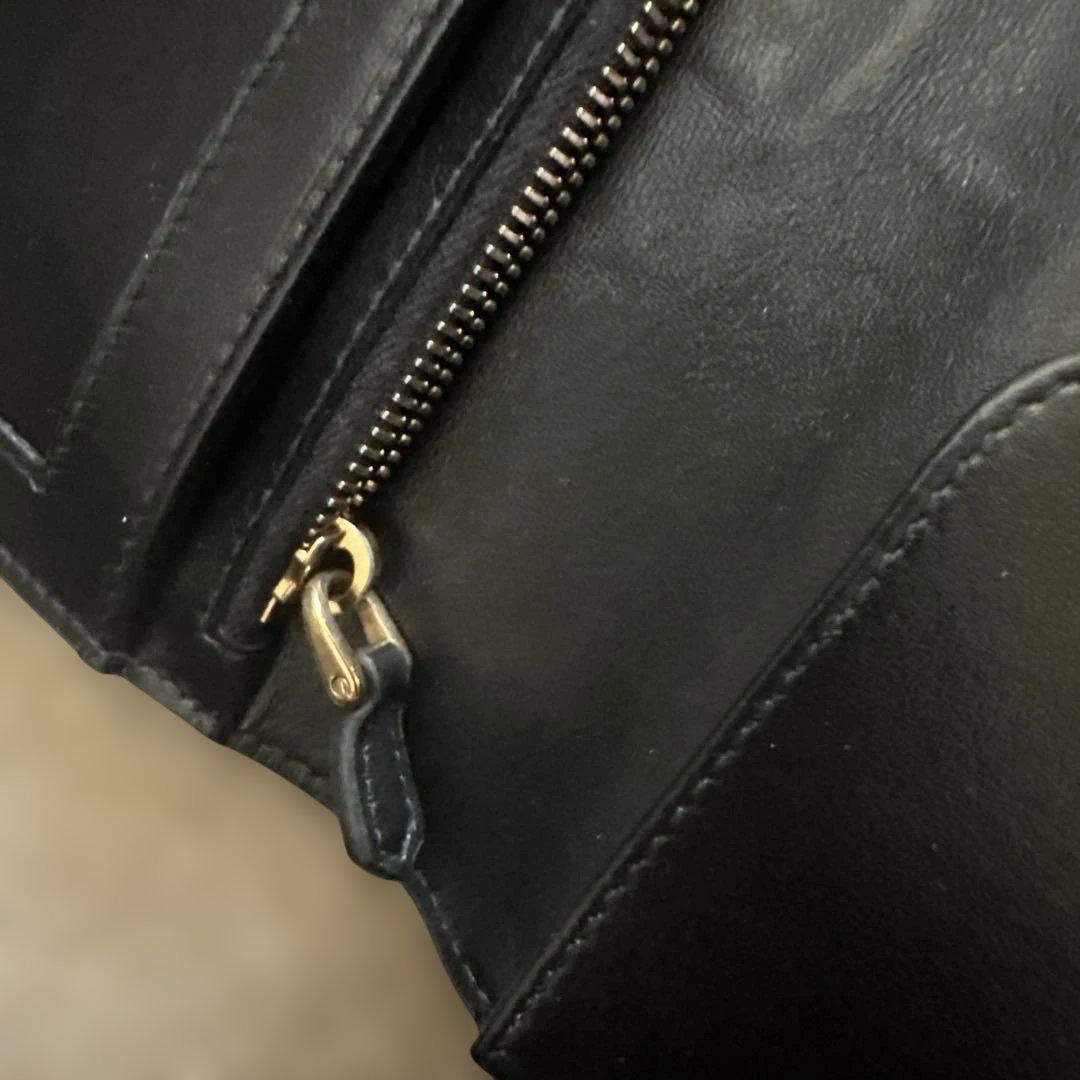 PRADA 紺レザースマートフォンケース　マルチケース