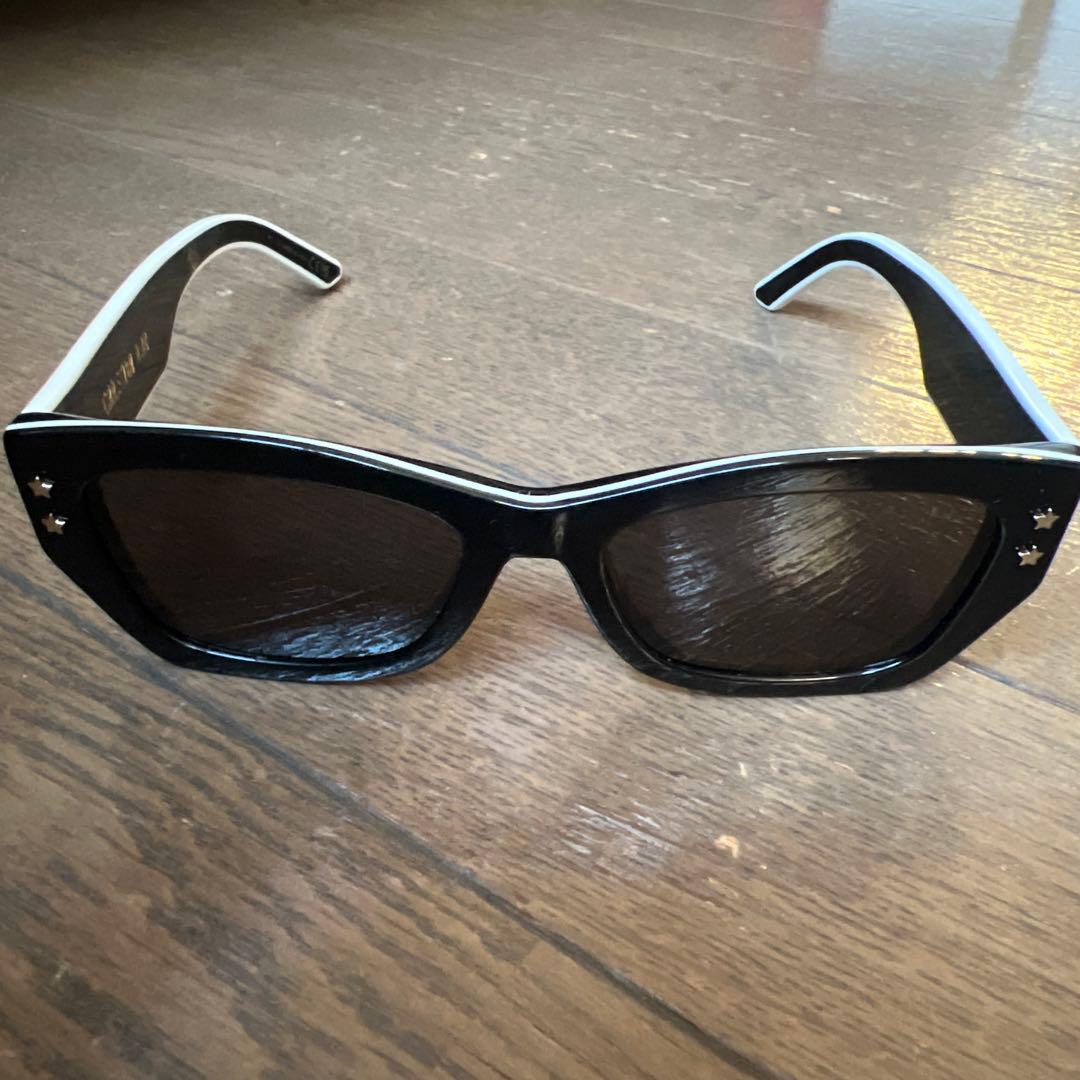 新品未使用　Christian Dior サングラス ケース付き