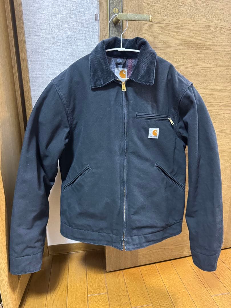 carhartt HELMETS TO HARDHATS デトロイトジャケット