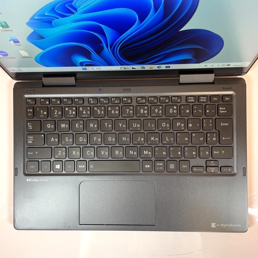 ★タッチパネル★軽量945g 第11世代Core i5 dynabook H02