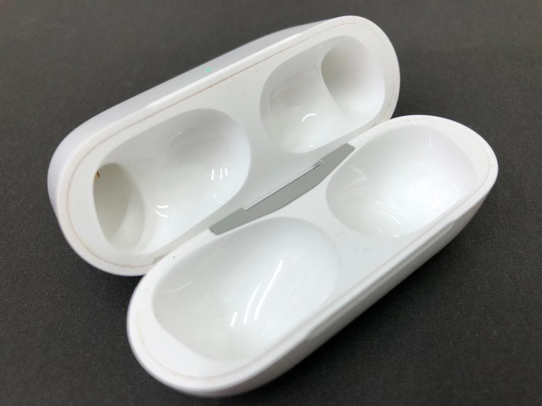 CZ）AirPods Pro (第2世代) MagSafe充電 MTJV3J/A