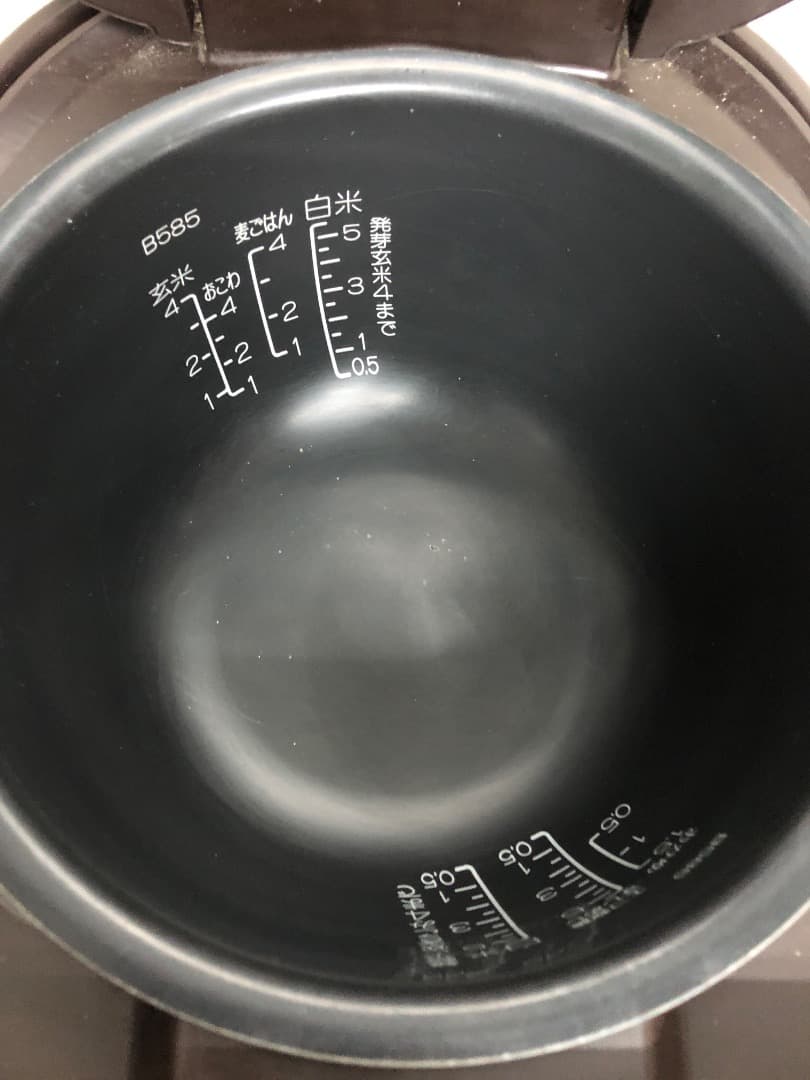 象印 NW-VP10E9　2022年製 炊飯器 5.5合