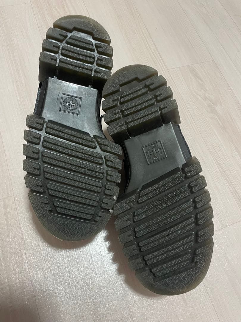 オン眉⭐︎Dr. Martens UK3 タッセルローファー