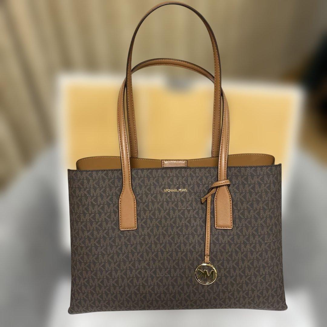 新品　マイケルコース　トートバッグ お値下げしました！