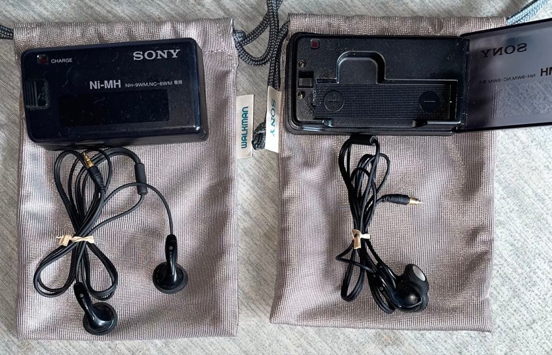 d*3様 SONY カセットプレーヤー WM-EX2の2台セット