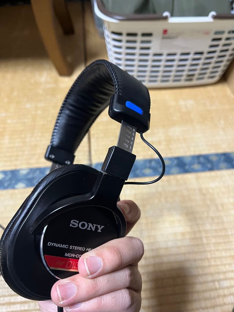 SONY 密閉型モニターヘッドホン MDR-CD900ST