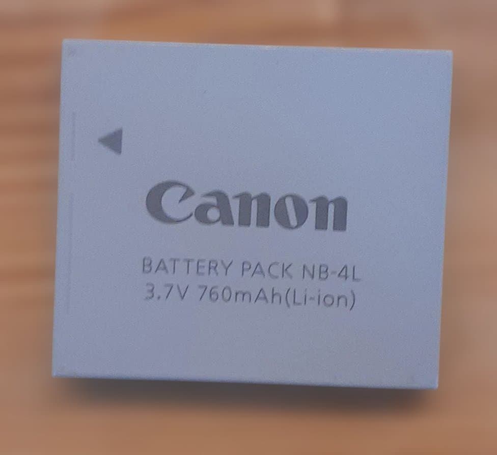 こ*ず様 パケ L0112-18 Canon IXY DIGITAL 8.0メガ