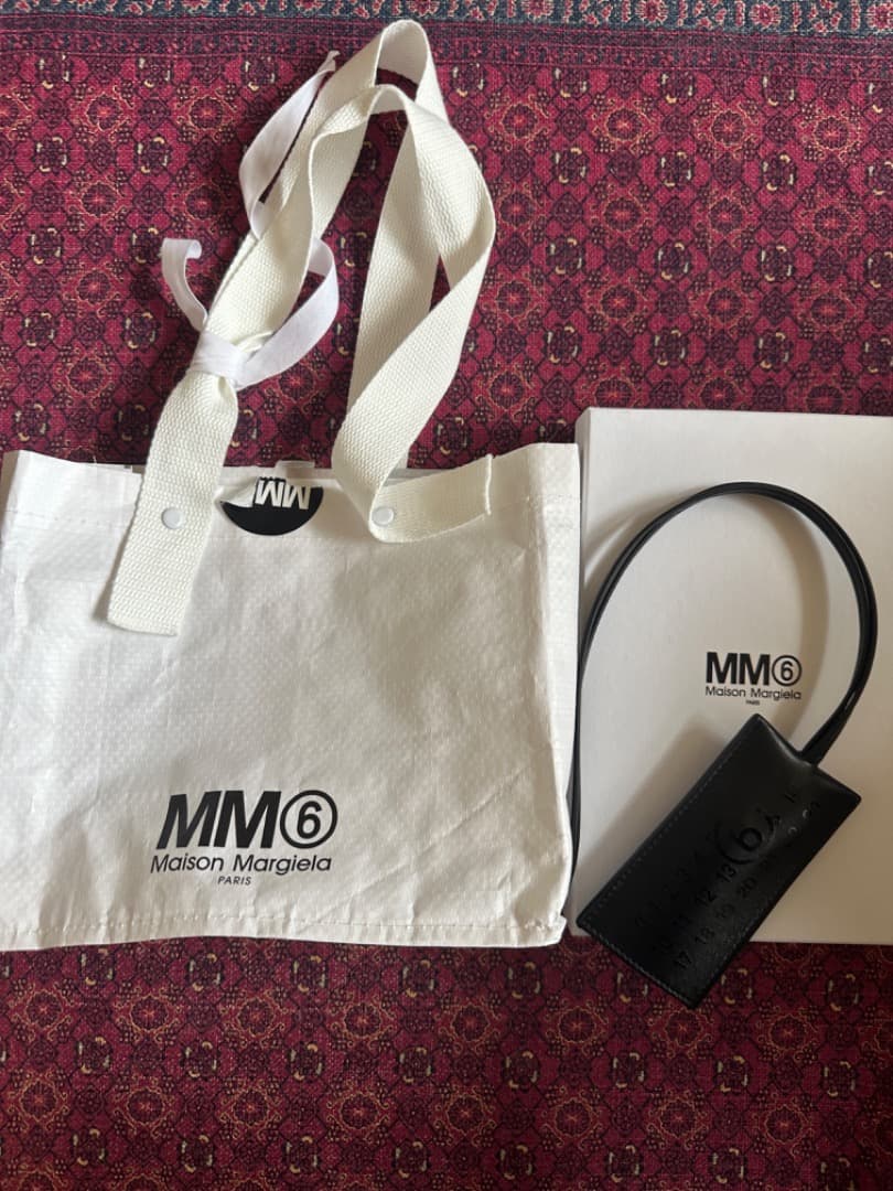 m*e様 MM６メゾンマルジェラ　ネックストラップ　レザーキーリング　クロシェッ