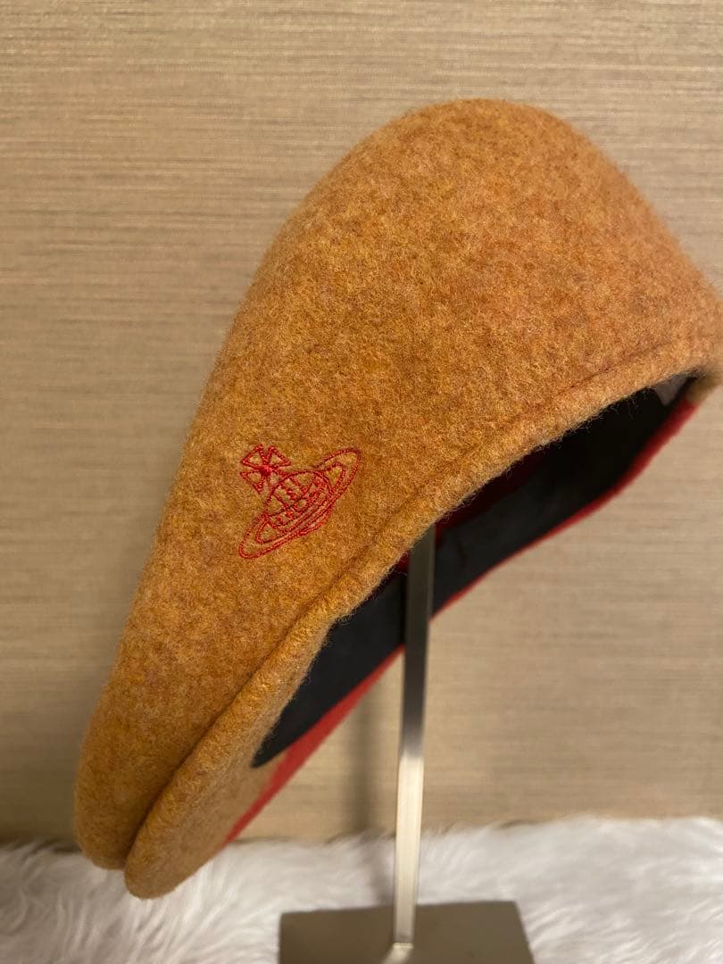 希少レア品.Vivienne Westwood ウールベレー帽.レザー手袋セット