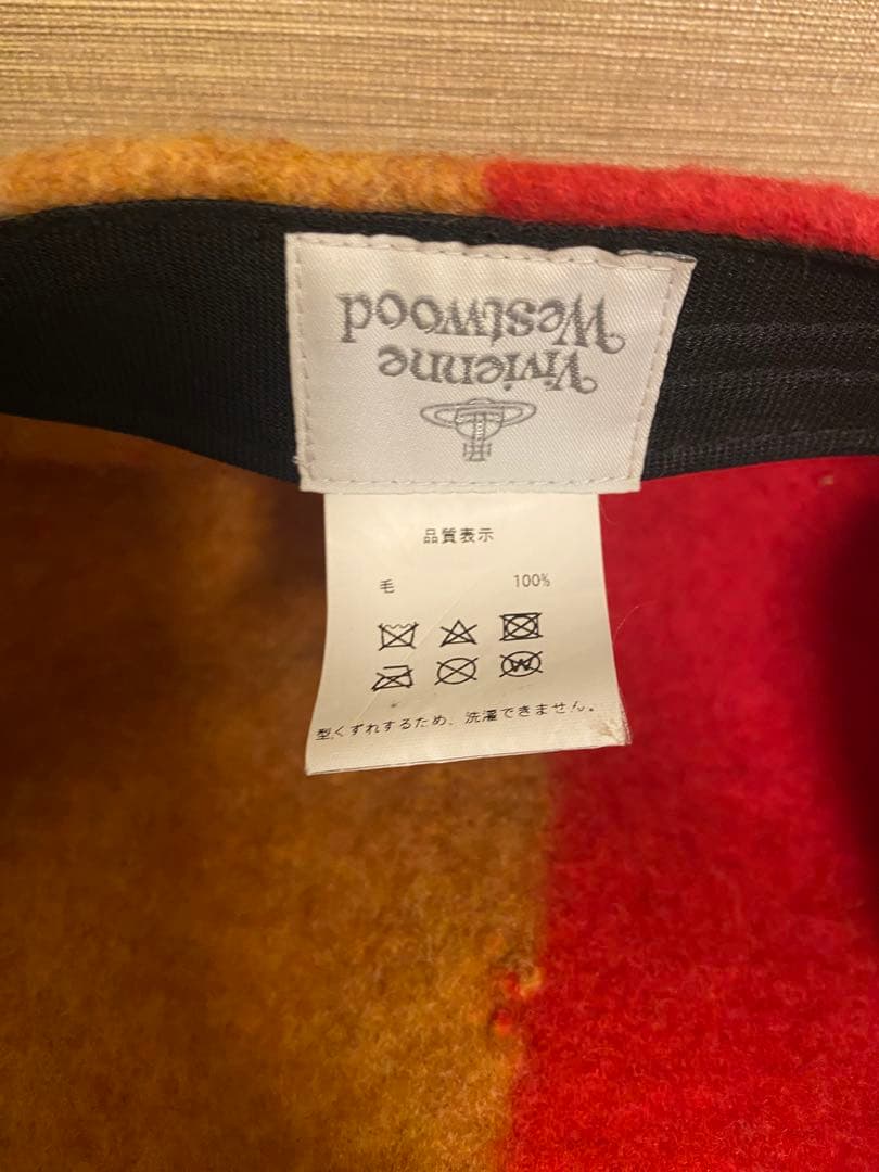 希少レア品.Vivienne Westwood ウールベレー帽.レザー手袋セット