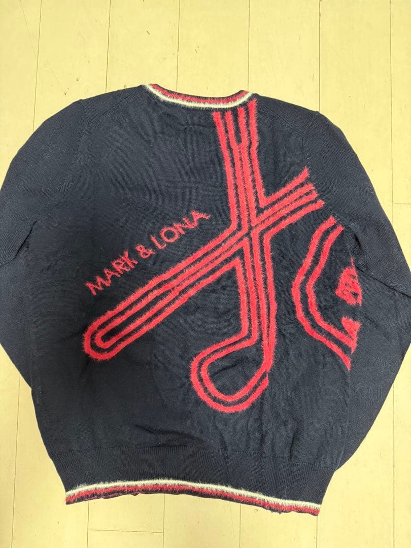 MARY & LONA★40サイズ★Vネックニット★ネイビー