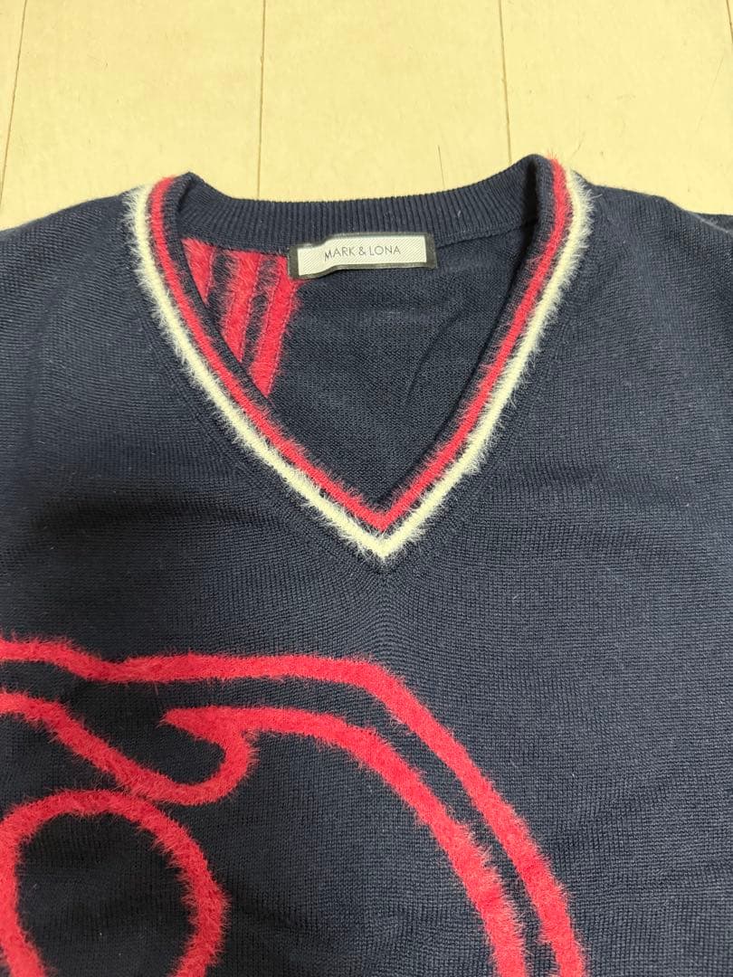 MARY & LONA★40サイズ★Vネックニット★ネイビー