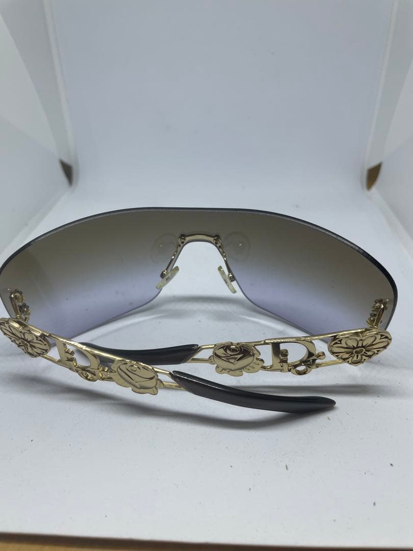 ディオール　Dior サングラス　ロゴ　モチーフ　美品