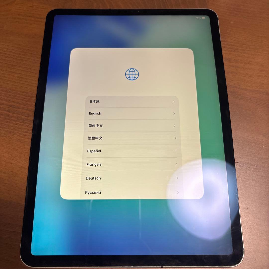 Apple iPad スペースグレー 本体Wi-Fi + Cellularモデル