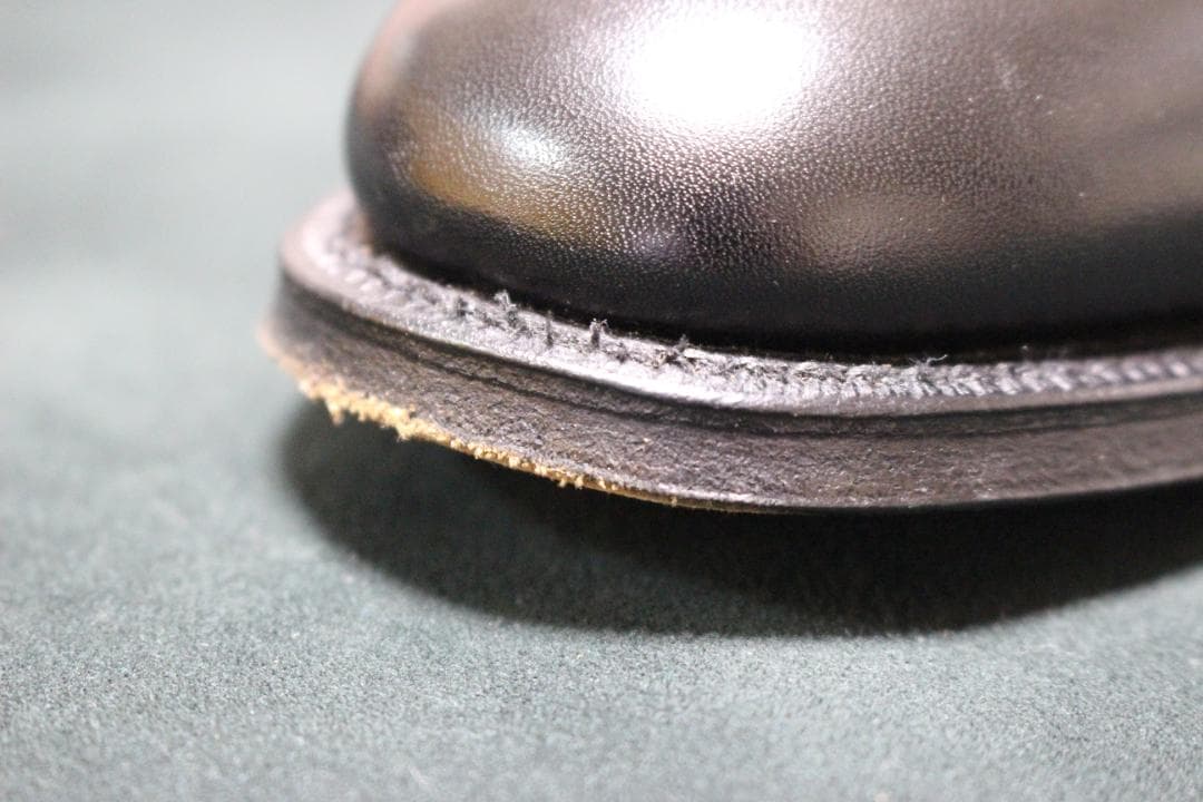 【新品同様】Church’s73ラスト パンチドキャップ 黒カーフ 革底7.5F