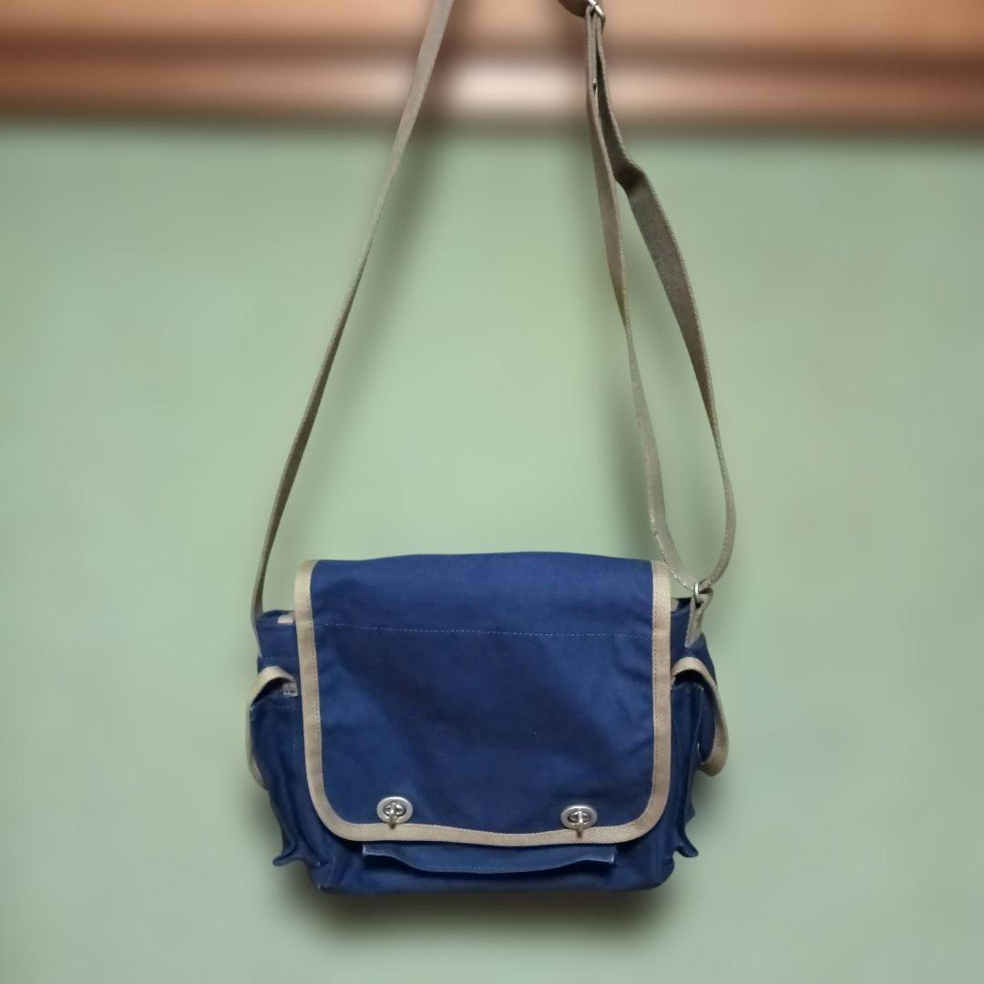 一澤信三郎帆布 ショルダーバッグ S-18小 紺 × グレー ターンロック