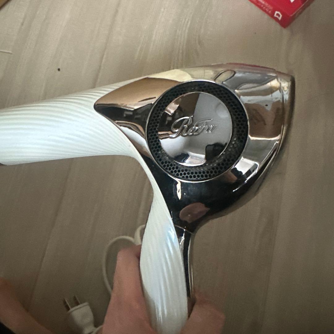 ReFa BEAUTECH DRYER リファ ビューテックドライヤー　ホワイト