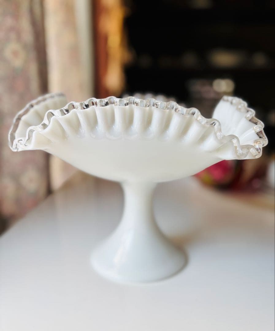 フェントン Fenton ミルクガラス フリル ラージ ボウル フルーツ　ボウル