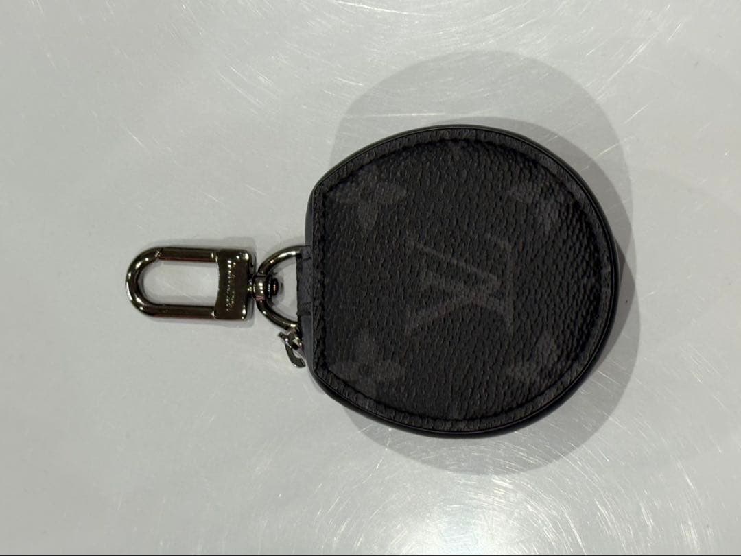 LOUIS VUITTON エテュイ・イヤホン モノグラムエクリプス ブラック