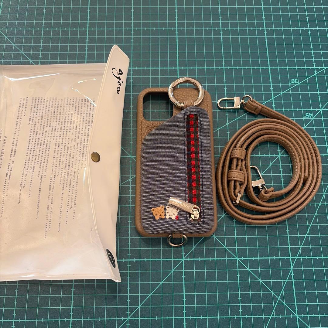 正規品　ファミリア　familiar&ajewコラボ　iPhone12 ケース