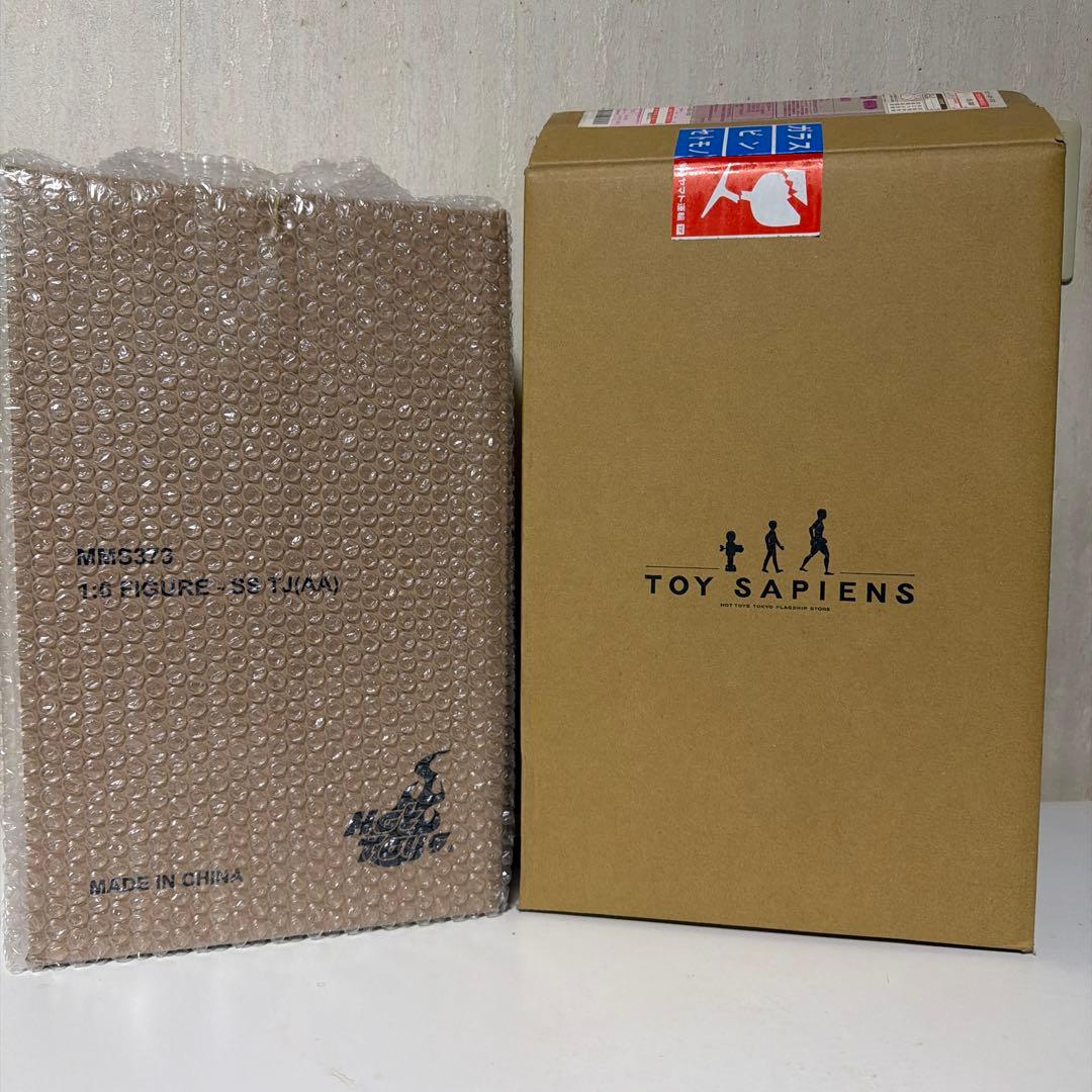 ホットトイズ　ジョーカー　スーサイドスクワッド(アーカム精神病院版)