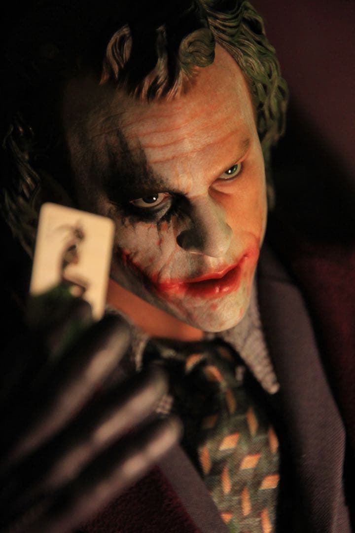 トイサピエンス限定 クオーター・スケール ジョーカー ホットトイズ　ダークナイト