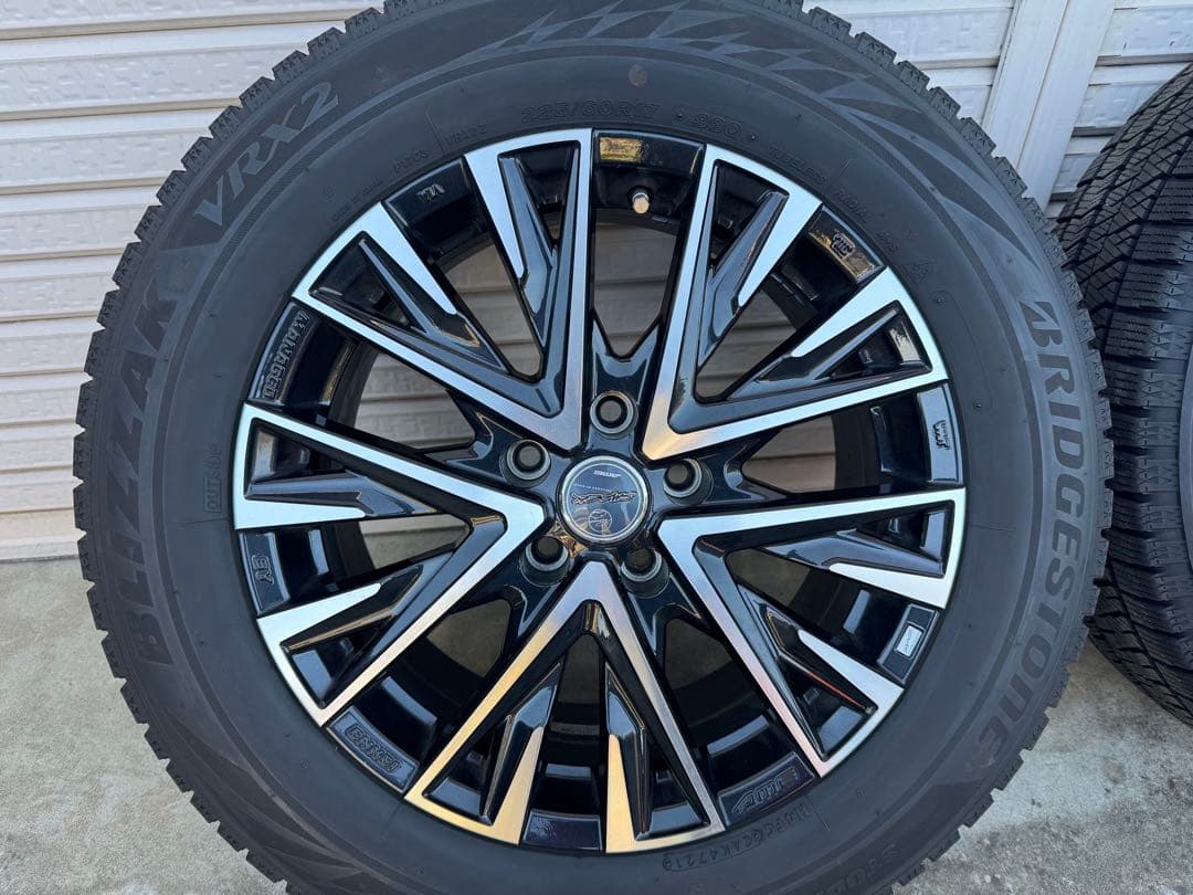 BS VRX2 17インチ スタッドレスタイヤ 225/60R/17 SMACK