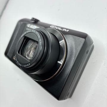 CASIO EXILIM EX-ZR200 デジカメ コンデジ カシオ