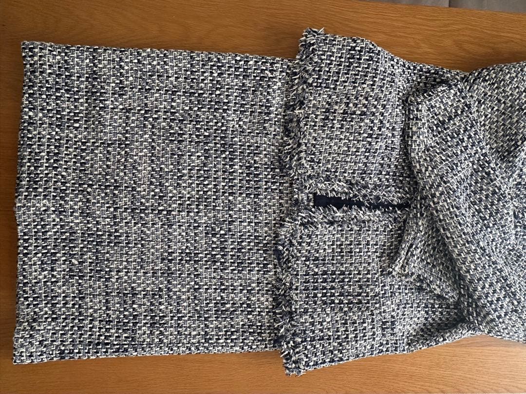 ぷるぷる LINTON ノーカラージャケットとスカートセット 13号