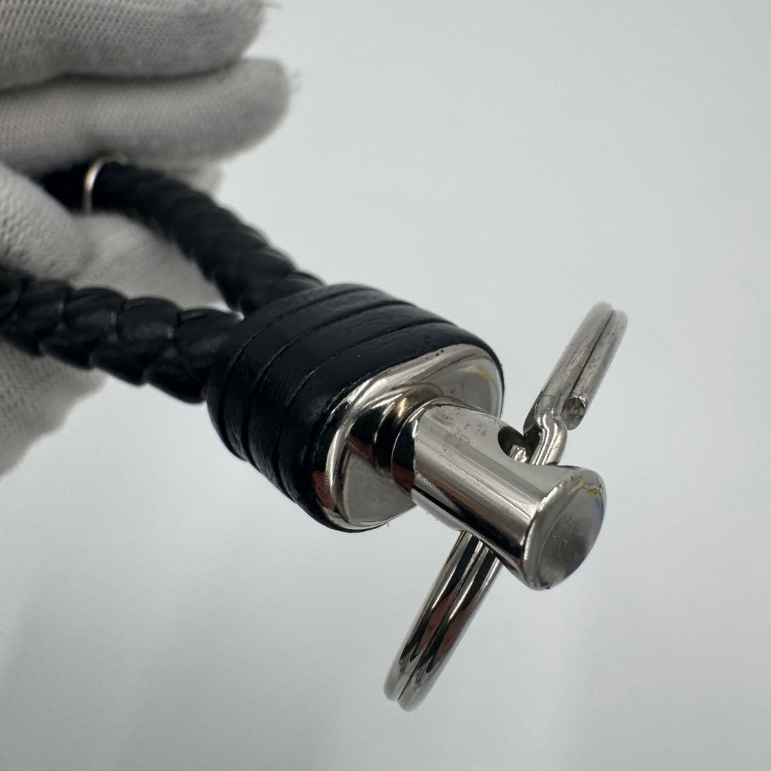 美品 BOTTEGA VENETA レザー イントレチャート キーリング 黒