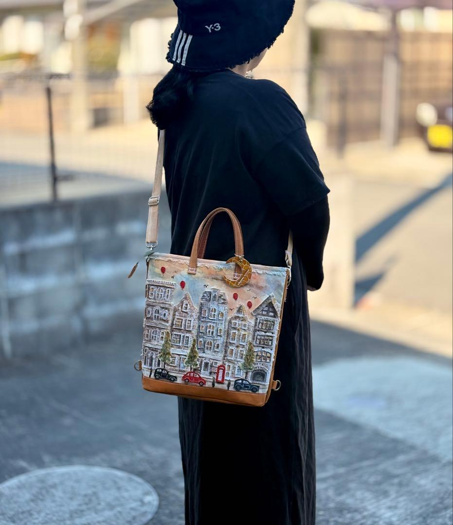 (手づくり)\"赤コントラスト ロンドンストリート\"リュックショルダーバッグ/刺繍