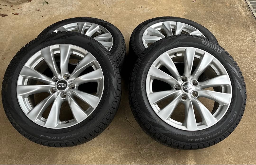 【美品】日産　フーガ純正タイヤホイールセット 235/50R18
