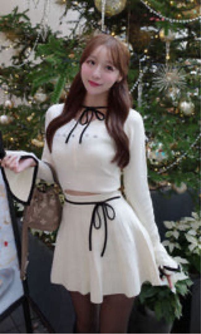 【即日発送】ウエストオープンリボンデザインニットミニワンピース　Darich