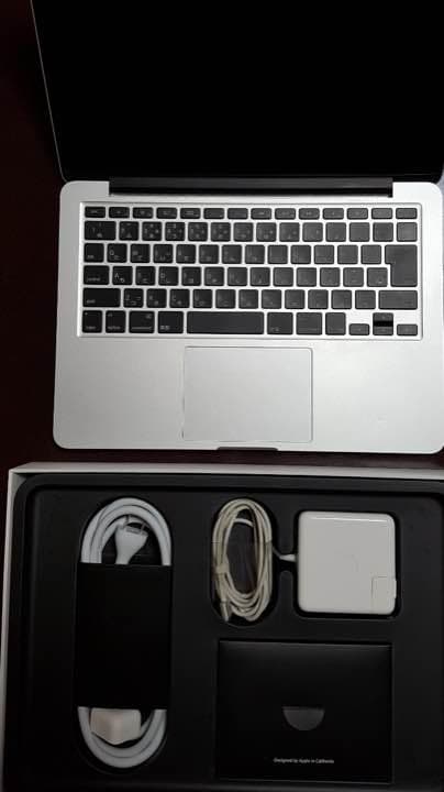 美品 MacBook pro retina 13インチ mid 2014