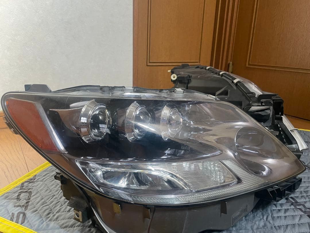 LEXUS LS600 中期　純正3眼LED ヘッドライト