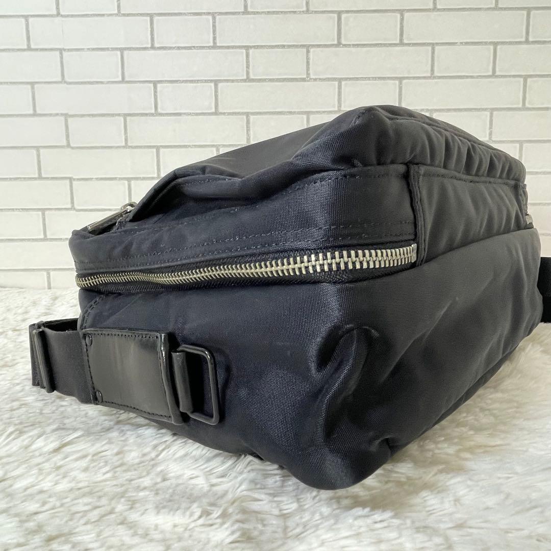 PORTER ポーター LIFT リフト ショルダーバッグ 二層 吉田カバン