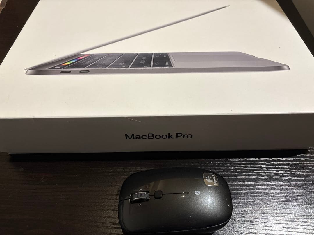 Apple MacBook Pro 13インチ 2019