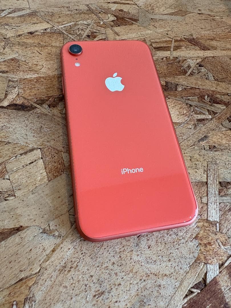 【美品】Apple iPhone XR 128GB コーラル SIMフリー