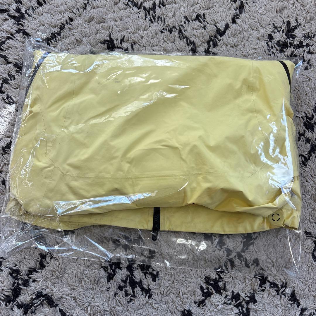 Burton [ak] サージェンス GORE-TEX ジャケットイエロー　M