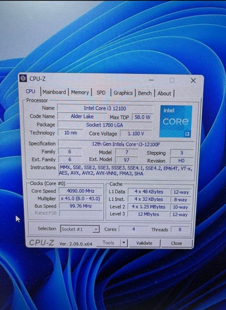 自作 Corei3 12100F/24G/SSD500G/GT710/Win11