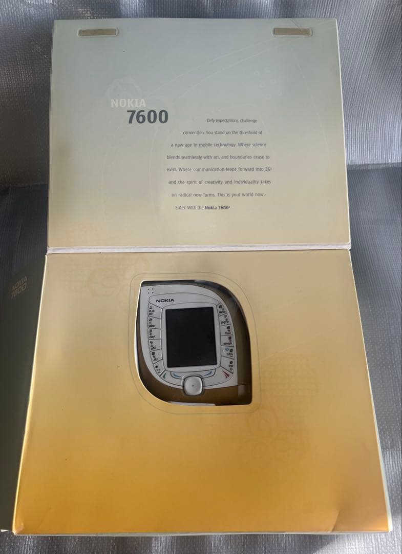 良*S様 Nokia 7600 本体 ホワイト/ゴールド