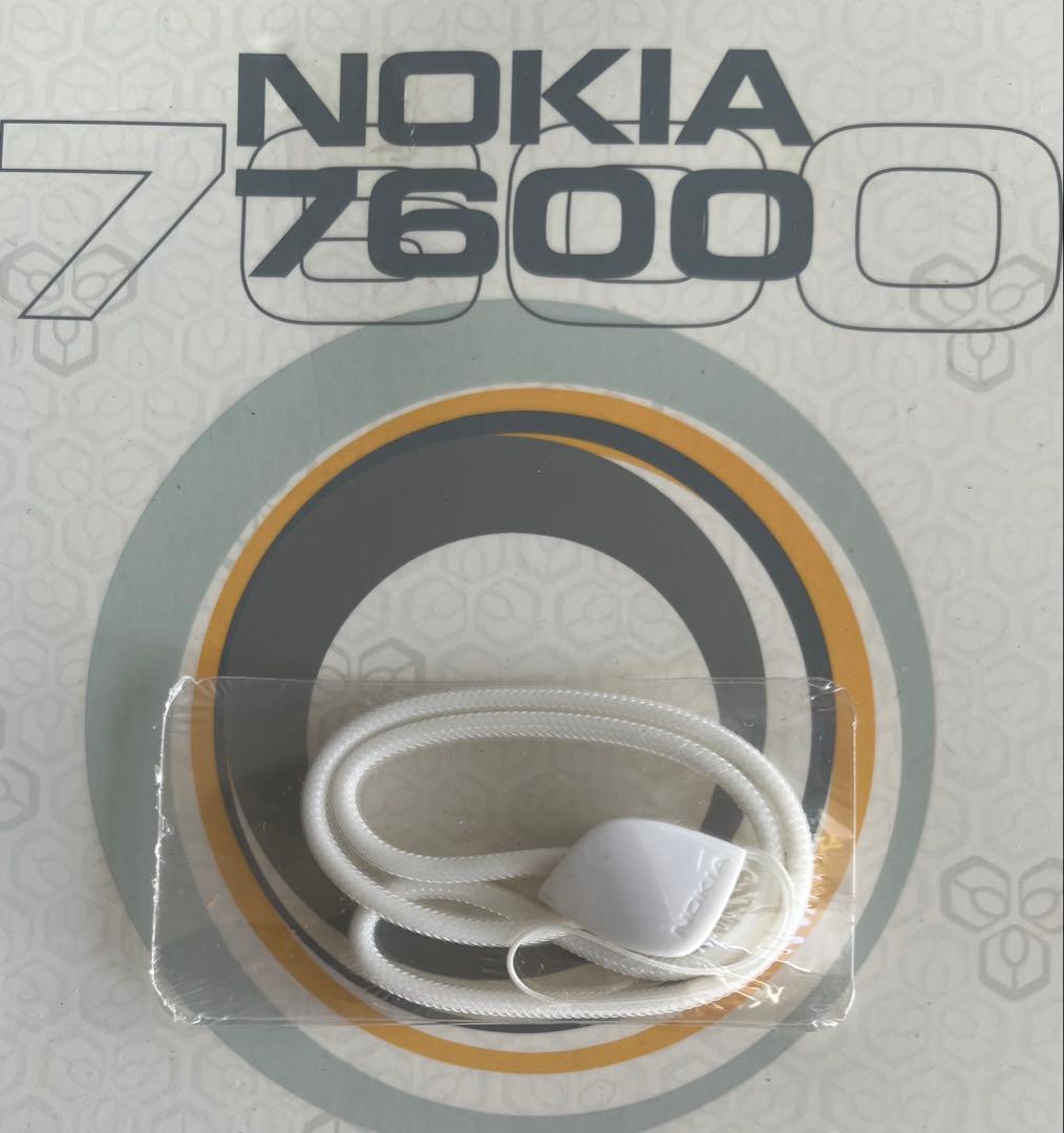 良*S様 Nokia 7600 本体 ホワイト/ゴールド