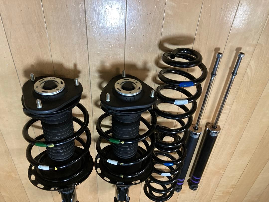 ★新車外し品★トヨタ 20系　アルファード ヴェルファイア 純正 サスキット