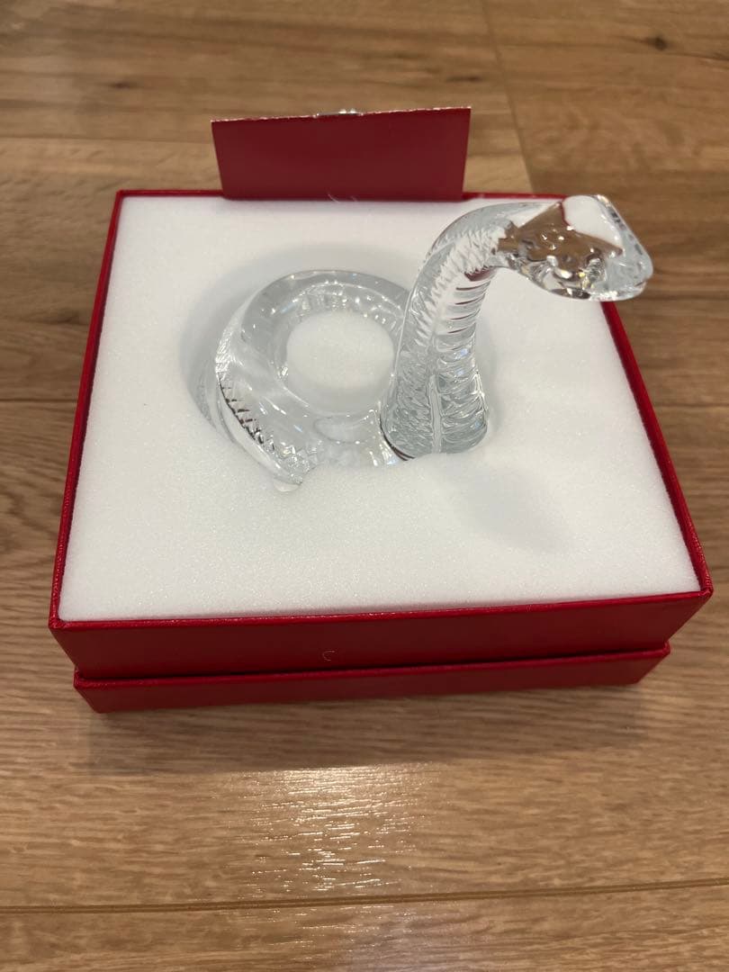 新品　Baccarat クリスタル 蛇の置物　干支