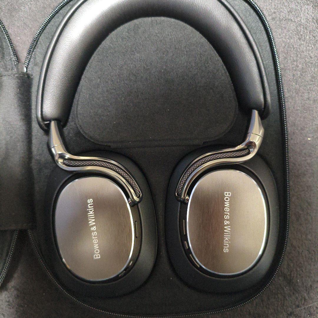 Bowers & Wilkins Px8 S2 ブラック