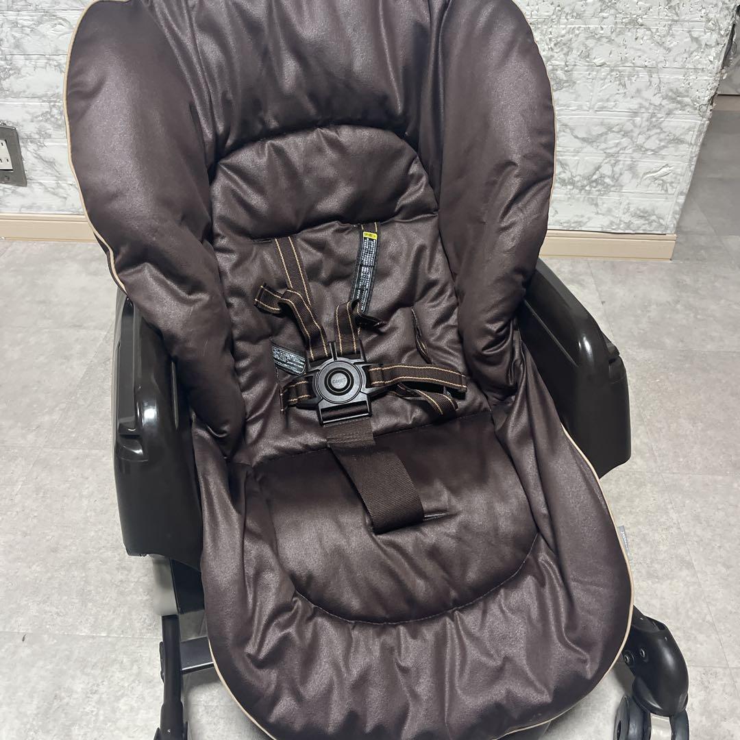 【美品】Combi ネムリラ4キャス AT オートスウィング ハイローチェア