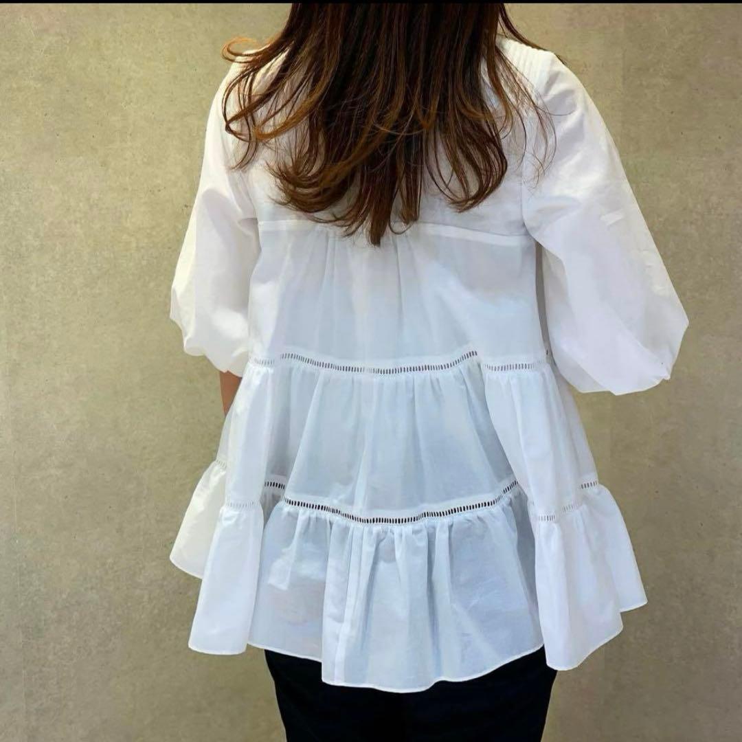 【美品】ボーダーズアットバルコニー バレリーナブラウス ティアード 白 ロゴ