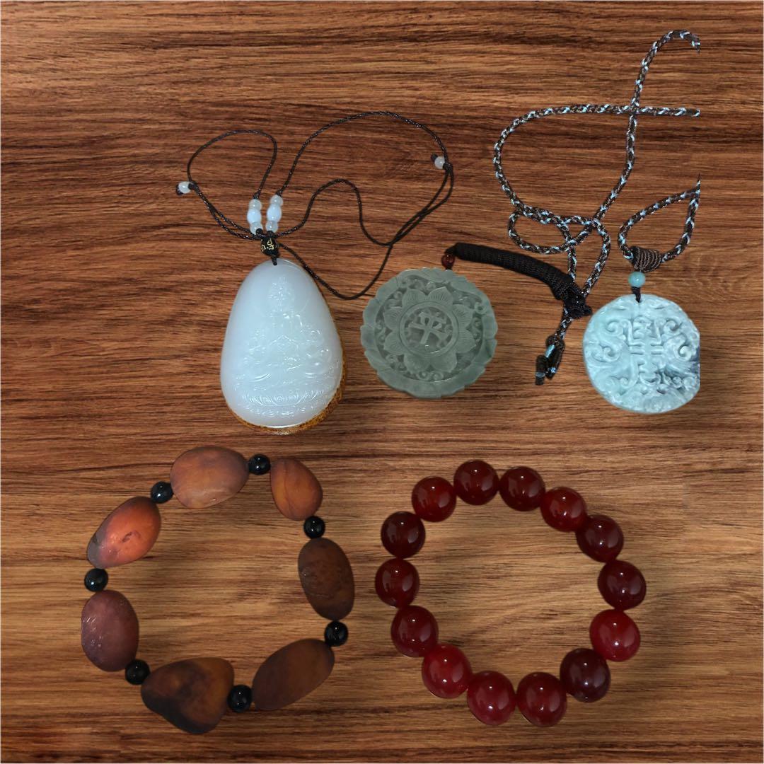 翡翠、勾玉、和田白玉セット