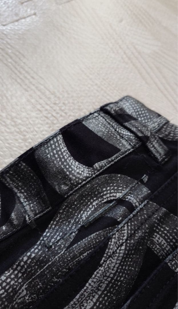 ヒステリックグラマー　HYSTERIC GLAMOUR　スネークデニムパンツ 黒