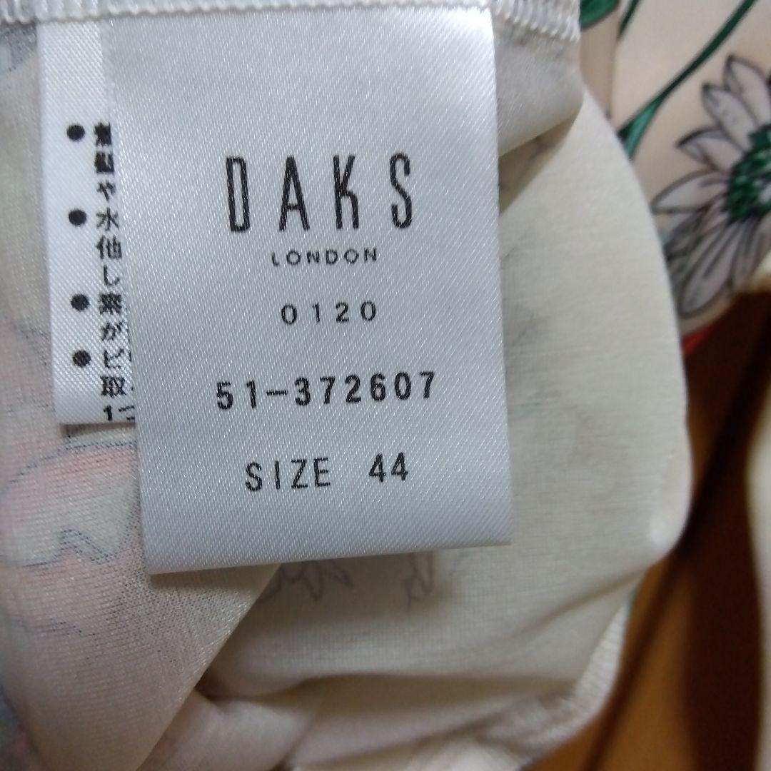 一昨年のお品・着用2回の美品★DAKSダックス ニット カットソー 44